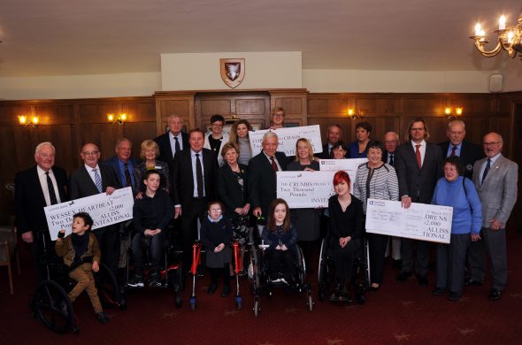 Invitational At Ferndown Golf Club Raises Over £39,000 For Charity
