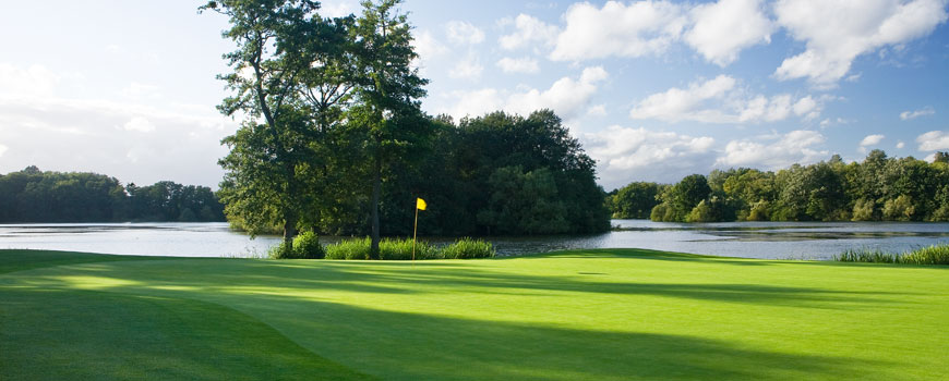 Bearwood Lakes Golf Club