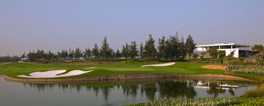Montgomerie Links
